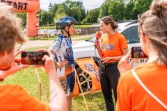 LR_06560
